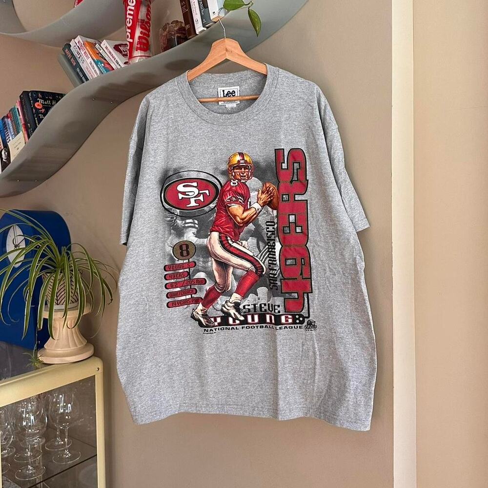 Vintage 1999 San Francisco 49ers Steve Young Shirt